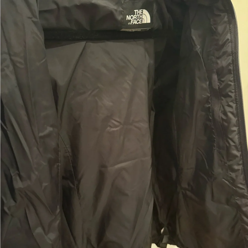 North Face jacket - Picture 7 of 8